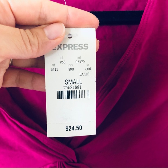 Cropped magenta hoodie 3/$20 - Picture 3 of 5